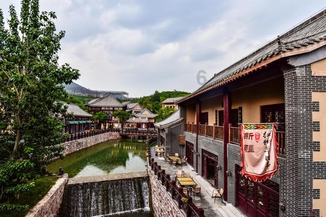 四川省政协委员程杰:关注货物贸易进出口,建议出台政策减少中小企业运输成本